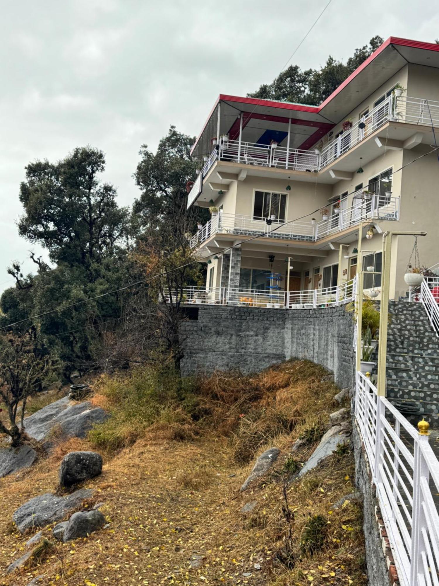 Paradise Inn By Hbr Dharamshala Dış mekan fotoğraf